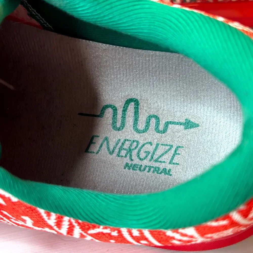Brooks Levitate 5 Run Merry Men's 11 Christmas Running Shoes Red Green Holiday